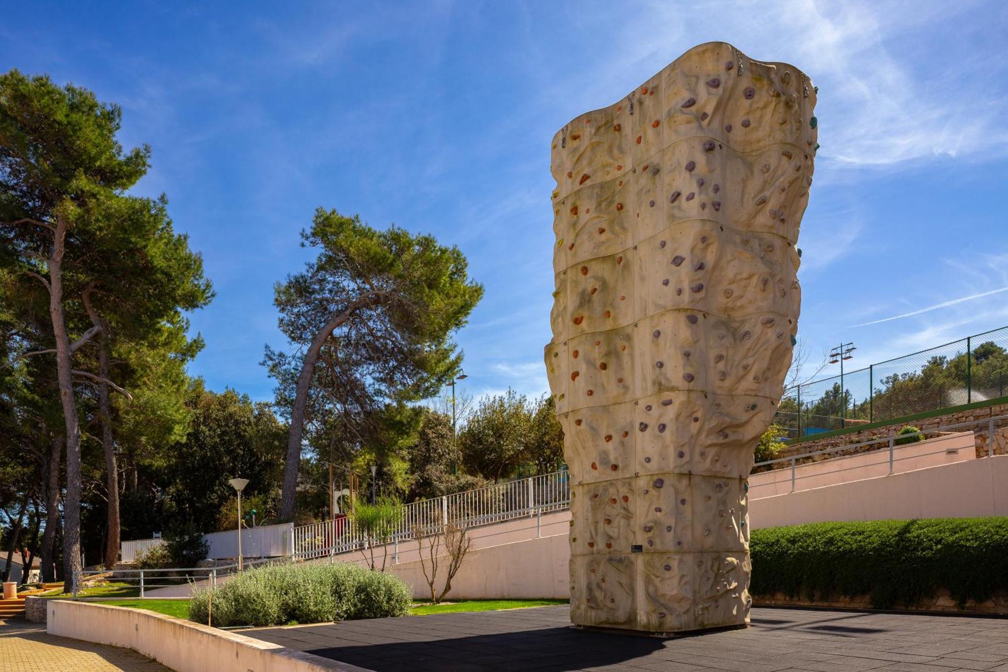 Hotell Vitality Punta 4*